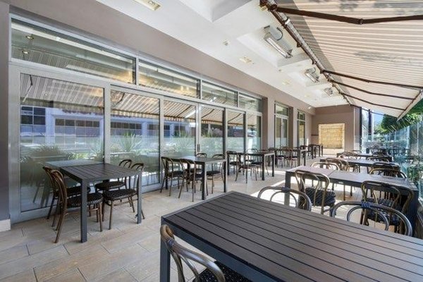 Capital Seafood Beverly Hills by null