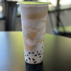 Fourteasons Coffee & Tea - Taro milk with boba