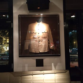 Hard Rock Cafe - John Lennon's jacket - American Near Me - Berlin, BE