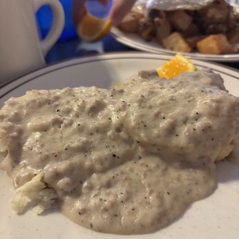 Home Grown - Biscuit and gravy - Diners Near Me - Atlanta, Georgia