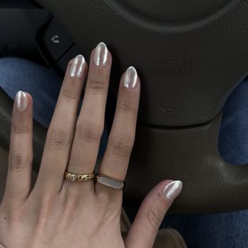 Styland Beauty - Hair Salons Near Me - Philadelphia, Pennsylvania