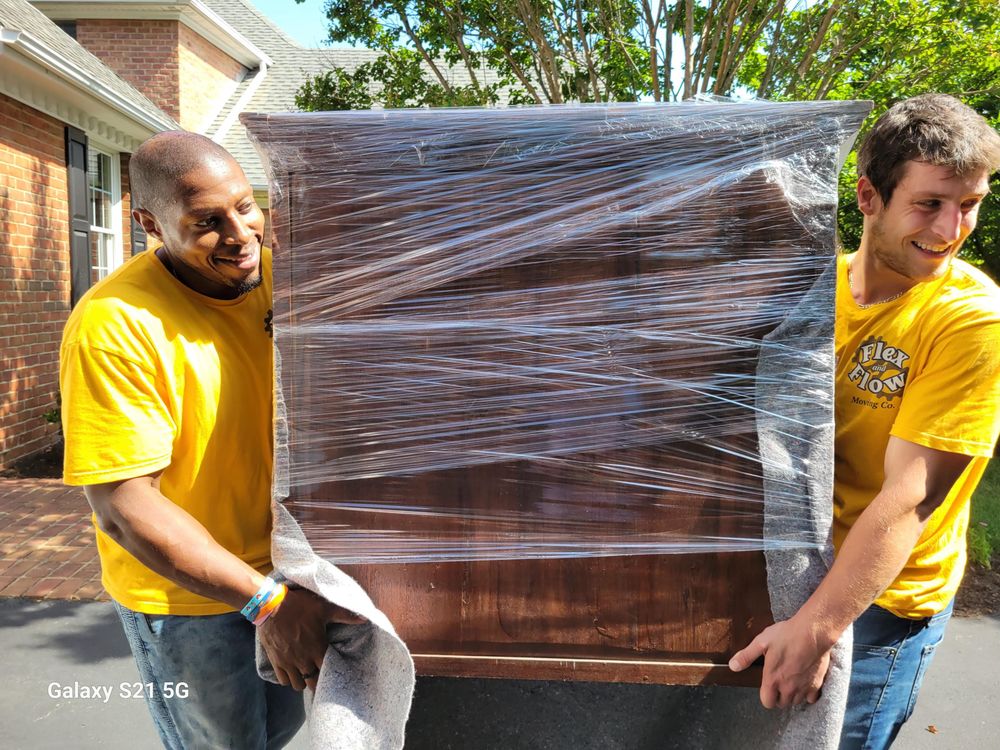 Flex and Flow Moving