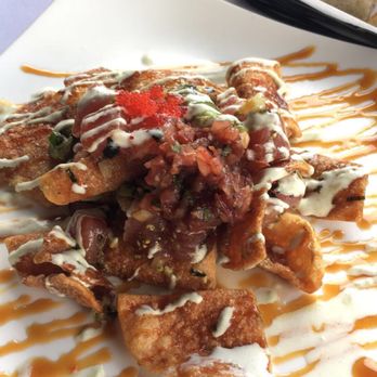 Hukilau Lanai - Yummmy ahi nachos! - Seafood Near Me - Kapaa, Hawaii