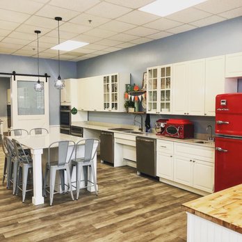 Flour Power Cooking Studio - Denton - Kids Activities Near Me - Denton, Texas