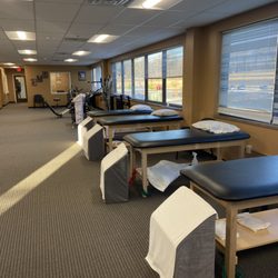 Dominion Physical Therapy - Open treatment gym