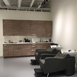 Fox And The Bee, A Boutique Salon