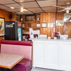 Anthony's Restaurant - Hostess station