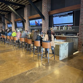 Growlers - Inside bar - Sports Bars Near Me - Chula Vista, California