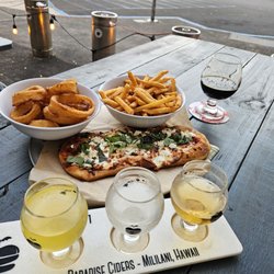HI Sliders - Margarita pizza, onion rings and fries
