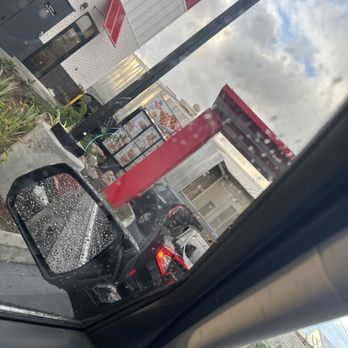 KFC - Drive thru line not moving for over 30 mins. I would have backed up and left but I was blocked in - Fast Food Near Me - Paramount, California KFC - Drive thru line not moving for over 30 mins. I would have backed up and left but I was blocked in - Fast Food Near Me - Paramount, California