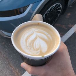 Hot pistachio latte Hot pistachio latte