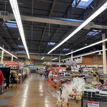Fresh Thyme Market - Store - Grocery Near Me - Saint Peters, Missouri