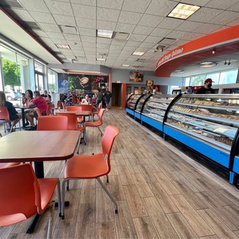 Ricomini - Inside - Desserts Near Me - Puerto Rico, Puerto Rico Ricomini - Inside - Desserts Near Me - Puerto Rico, Puerto Rico