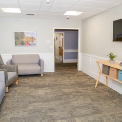 Elderwood at Amherst - Living room in memory care unit