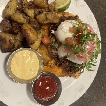 Maven - Birria - Breakfast & Brunch Near Me - Calgary, Alberta Maven - Birria - Breakfast & Brunch Near Me - Calgary, Alberta