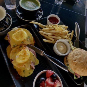 The Cottage - Eggs benedict and the Cottage burger - Cocktail Bars Near Me - Bothell, Washington The Cottage - Eggs benedict and the Cottage burger - Cocktail Bars Near Me - Bothell, Washington