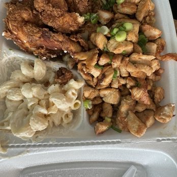 Maui's on Main - Fried chicken and chicken teriyaki plate - Burgers Near Me - San Antonio, Texas Maui's on Main - Fried chicken and chicken teriyaki plate - Burgers Near Me - San Antonio, Texas