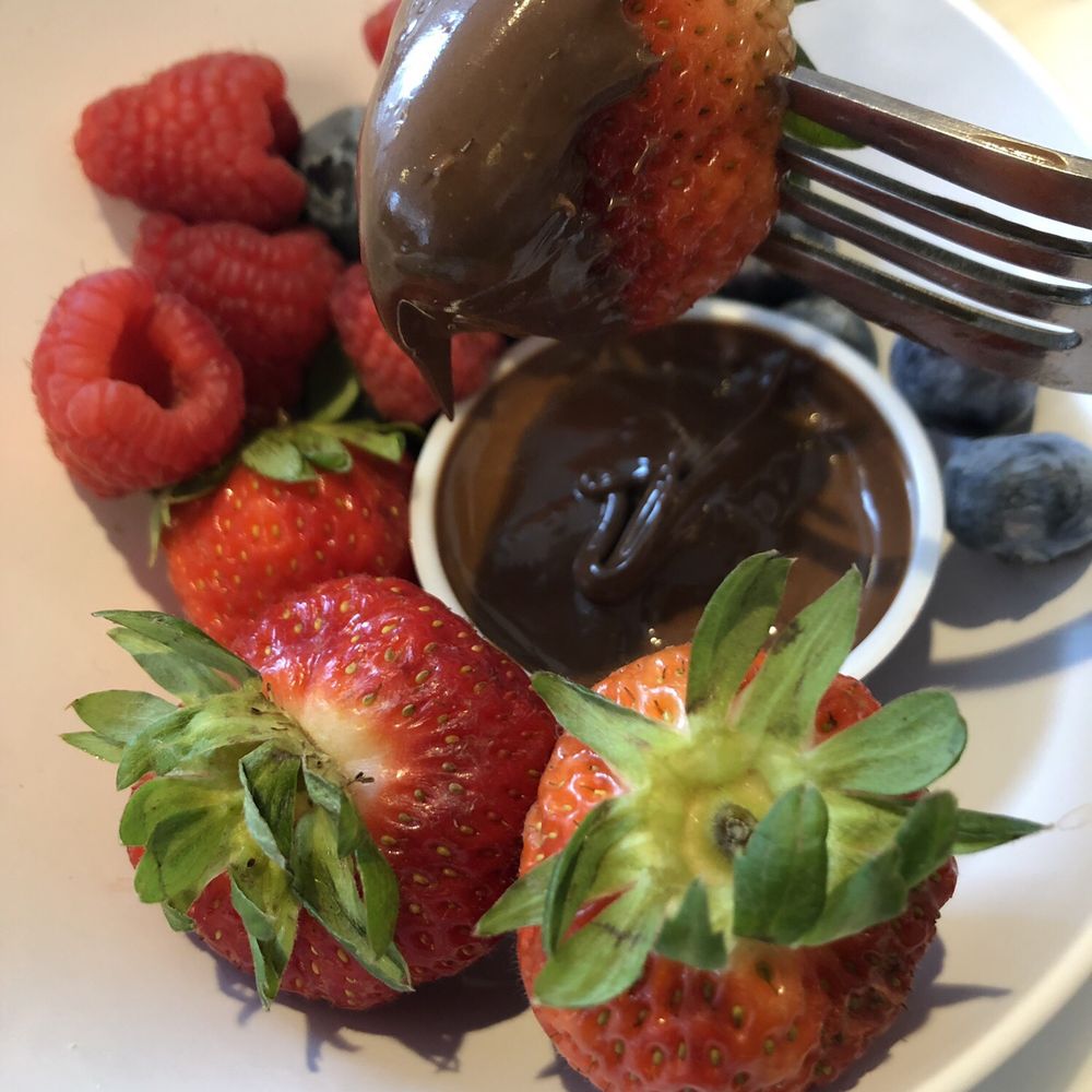 Nutella Cafe - Fruit and Nutella - Desserts Near Me - Chicago, Illinois Nutella Cafe - Fruit and Nutella - Desserts Near Me - Chicago, Illinois