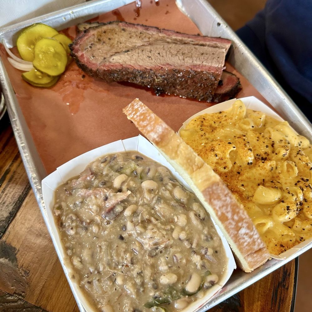 Breakwater Barbecue - Brisket platter, Mac and cheese, beans and greens - Barbeque Near Me - El Granada, California