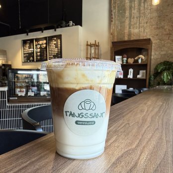 Tangssant Viennoiserie - Cafes Near Me - Toronto, Ontario Tangssant Viennoiserie - Cafes Near Me - Toronto, Ontario