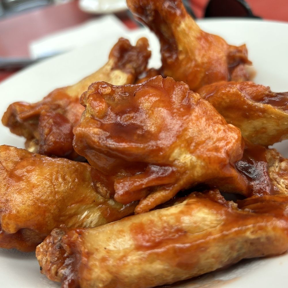 Charlie's Kitchen - Wings - Burgers Near Me - Cambridge, Massachusetts Charlie's Kitchen - Wings - Burgers Near Me - Cambridge, Massachusetts