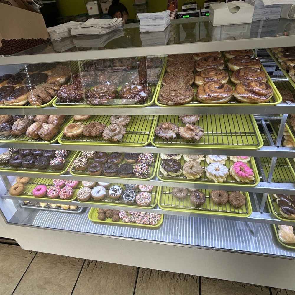 Star Donuts - The top row of their donut selection are enormously big, I've never seen donuts that big before! - Donuts Near Me - Newbury Park, California Star Donuts - The top row of their donut selection are enormously big, I've never seen donuts that big before! - Donuts Near Me - Newbury Park, California