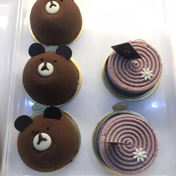 A La Mousse - Too cute I die (brown bears -$6.25/ea, le violet - $6.50/ea) - Desserts Near Me - Philadelphia, Pennsylvania A La Mousse - Too cute I die (brown bears -$6.25/ea, le violet - $6.50/ea) - Desserts Near Me - Philadelphia, Pennsylvania
