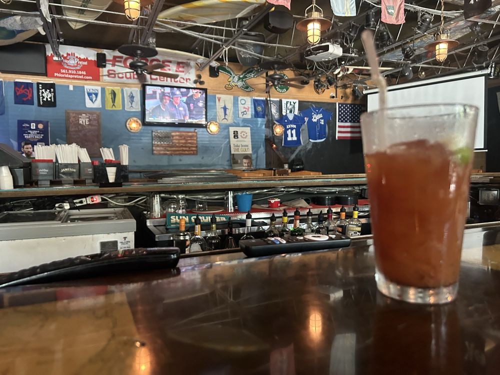 The Hurricane Bar & Lounge Image