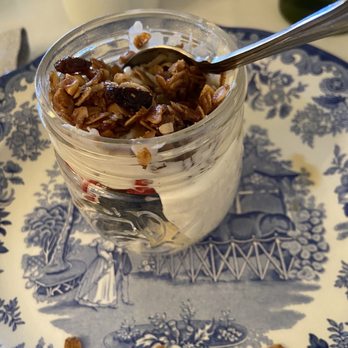 Burlington's Willis Graves Bed & Breakfast Inn - Fruit and Jennifer's HOMEMADE Yogurt and Granola is a MUST-HAVE starter for Breakfast! - Hotels Near Me - Burlington, Kentucky Burlington's Willis Graves Bed & Breakfast Inn - Fruit and Jennifer's HOMEMADE Yogurt and Granola is a MUST-HAVE starter for Breakfast! - Hotels Near Me - Burlington, Kentucky