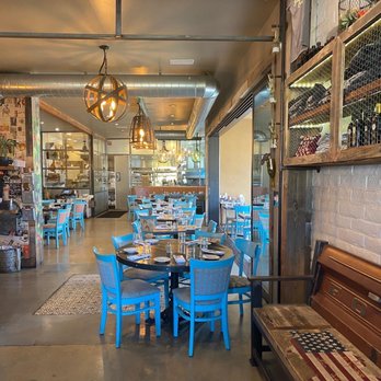 Farmer's Table - Inside the restaurant/Decor - New American Near Me - La Mesa, California Farmer's Table - Inside the restaurant/Decor - New American Near Me - La Mesa, California
