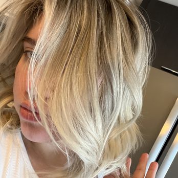Le Carre Hair Salon - Hair - Hair Salons Near Me - McLean, Virginia Le Carre Hair Salon - Hair - Hair Salons Near Me - McLean, Virginia
