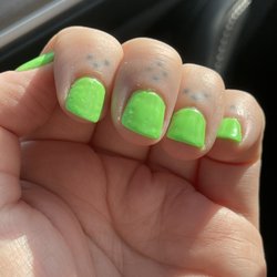 ALL SEASON NAIL SPA - Gel Manicure