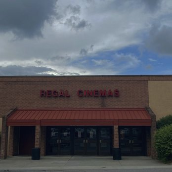 Regal Boone - exterior - Cinema Near Me - Boone, North Carolina