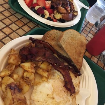 Mila Cafe - Breakfast & Brunch Near Me - New York, New York