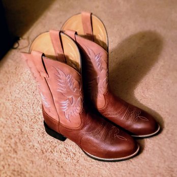 Boot Barn - My new Ariat's! - Shoe Stores Near Me - Reno, Nevada
