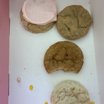 Crumbl - Marina - MISSING N WRONG COOKIES - Bakeries Near Me - Long Beach, California Crumbl - Marina - MISSING N WRONG COOKIES - Bakeries Near Me - Long Beach, California