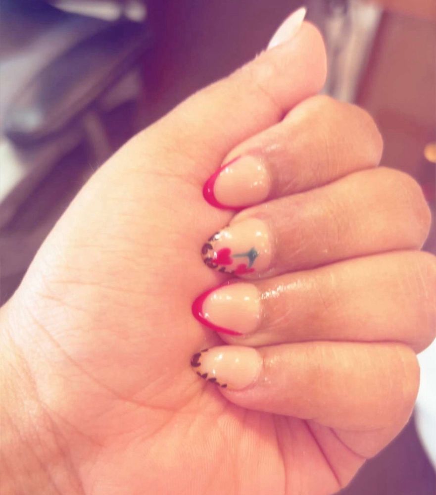 Five Star Nails II Logo