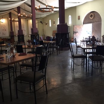 Bodega Dos Búhos - Bodega Do Buhos tasting room - Wineries Near Me - San Miguel de Allende, GUA