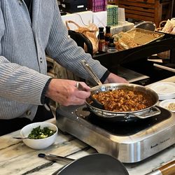 Williams-Sonoma - General TSO chicken
