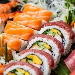 Naruto Sushi and More - Liebe SUSHI-Fans, Wenn ihr Sushi mögt, werdet ihr uns lieben!Bei uns werden alle Zutaten liebevoll ausgewählt und zubereitet.