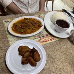 La Famosa Cafeteria - Monday special: carne ripiada