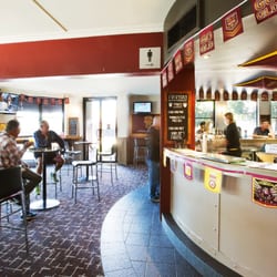 Holland Park Hotel - Sports Bar