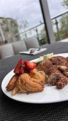 Conrad Istanbul Bosphorus by null