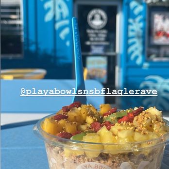 Playa Bowls - Tide Bowl - banana base - Juice Bars & Smoothies Near Me - New Smyrna Beach, Florida Playa Bowls - Tide Bowl - banana base - Juice Bars & Smoothies Near Me - New Smyrna Beach, Florida