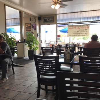 Sunrise Cafe - Layout of half the place. - American Near Me - San Clemente, California