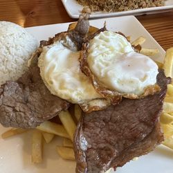 Bistec A Lo Pobre