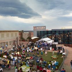 Twenty Ninth Street - Crowd gathered for an outdoor concert near Century Theatres at Twenty Ninth Street.