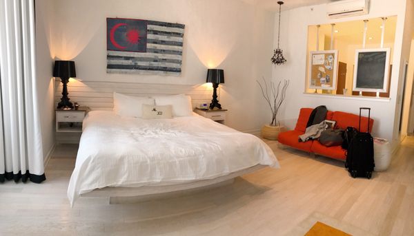 Bungalow Hotel by null