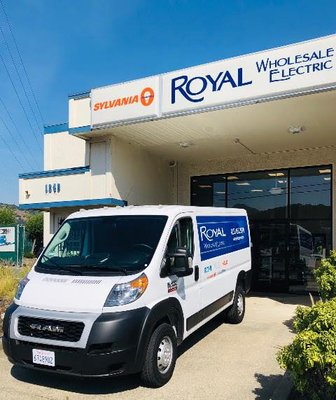Royal Wholesale Electric Logo