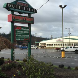 Forks Outfitters